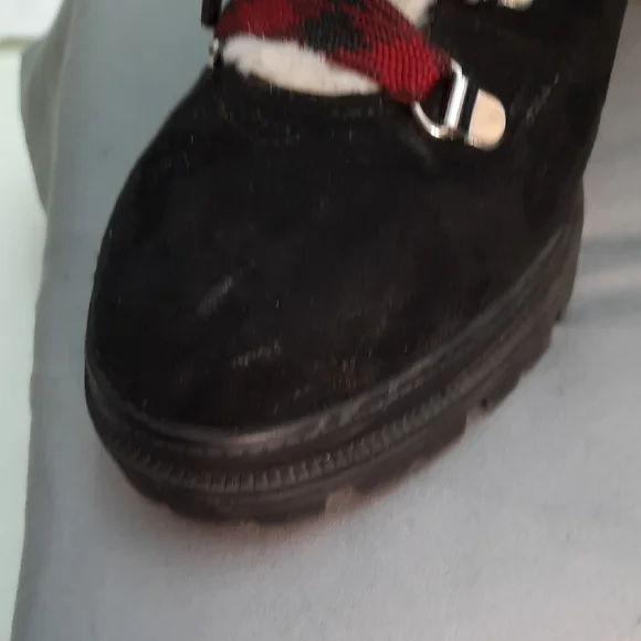 JellyPop Striking Black and Red Heeled Boots for Elegance - Women's Size 9M - Picture 10 of 15